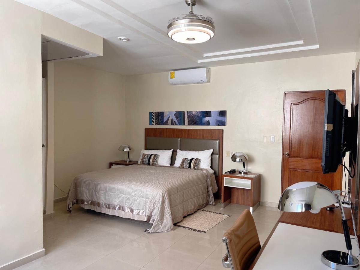 Hotel Libertad At Historic Main Street Santo Domingo Luaran gambar
