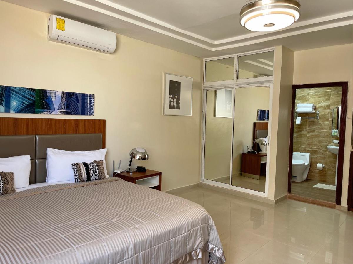 Hotel Libertad At Historic Main Street Santo Domingo Luaran gambar