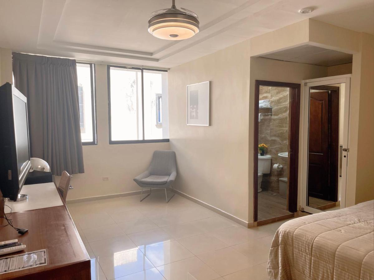 Hotel Libertad At Historic Main Street Santo Domingo Luaran gambar