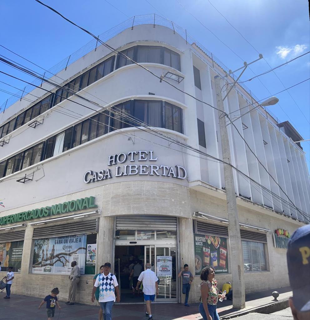 Hotel Libertad At Historic Main Street Santo Domingo Luaran gambar