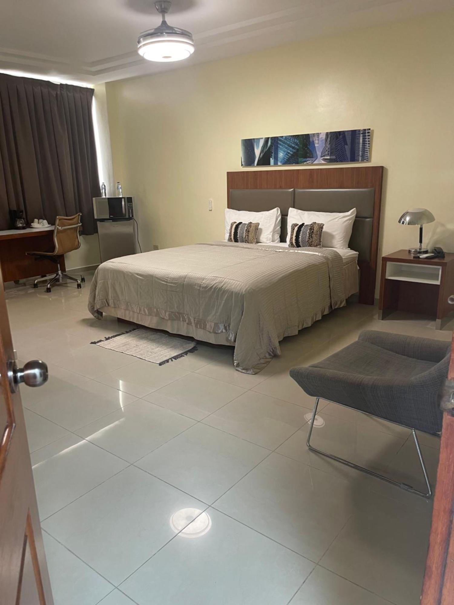 Hotel Libertad At Historic Main Street Santo Domingo Luaran gambar