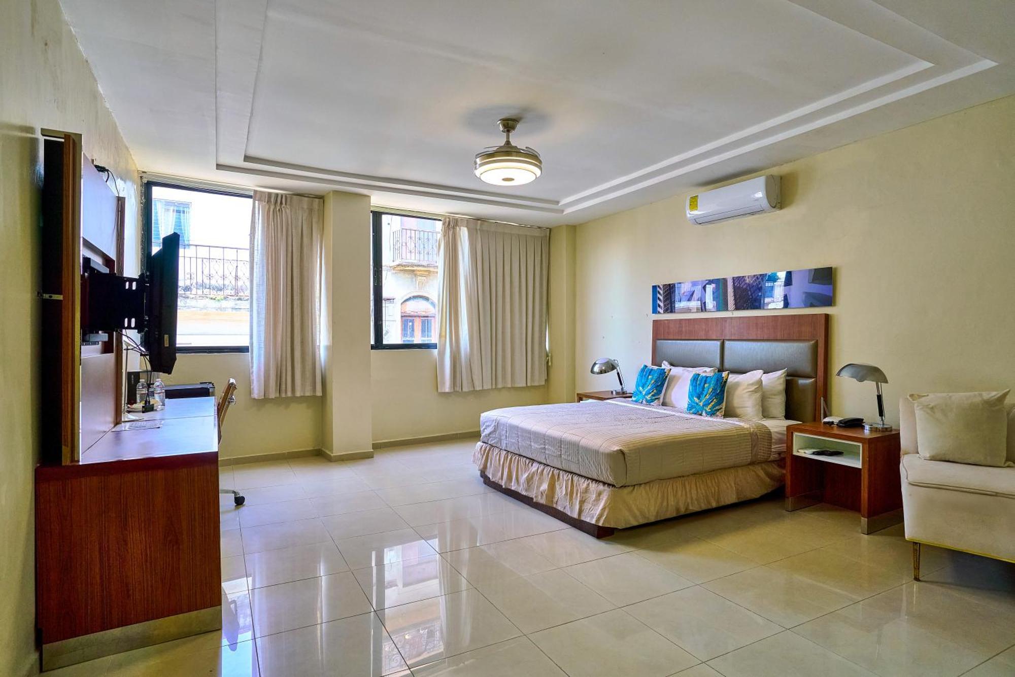 Hotel Libertad At Historic Main Street Santo Domingo Luaran gambar