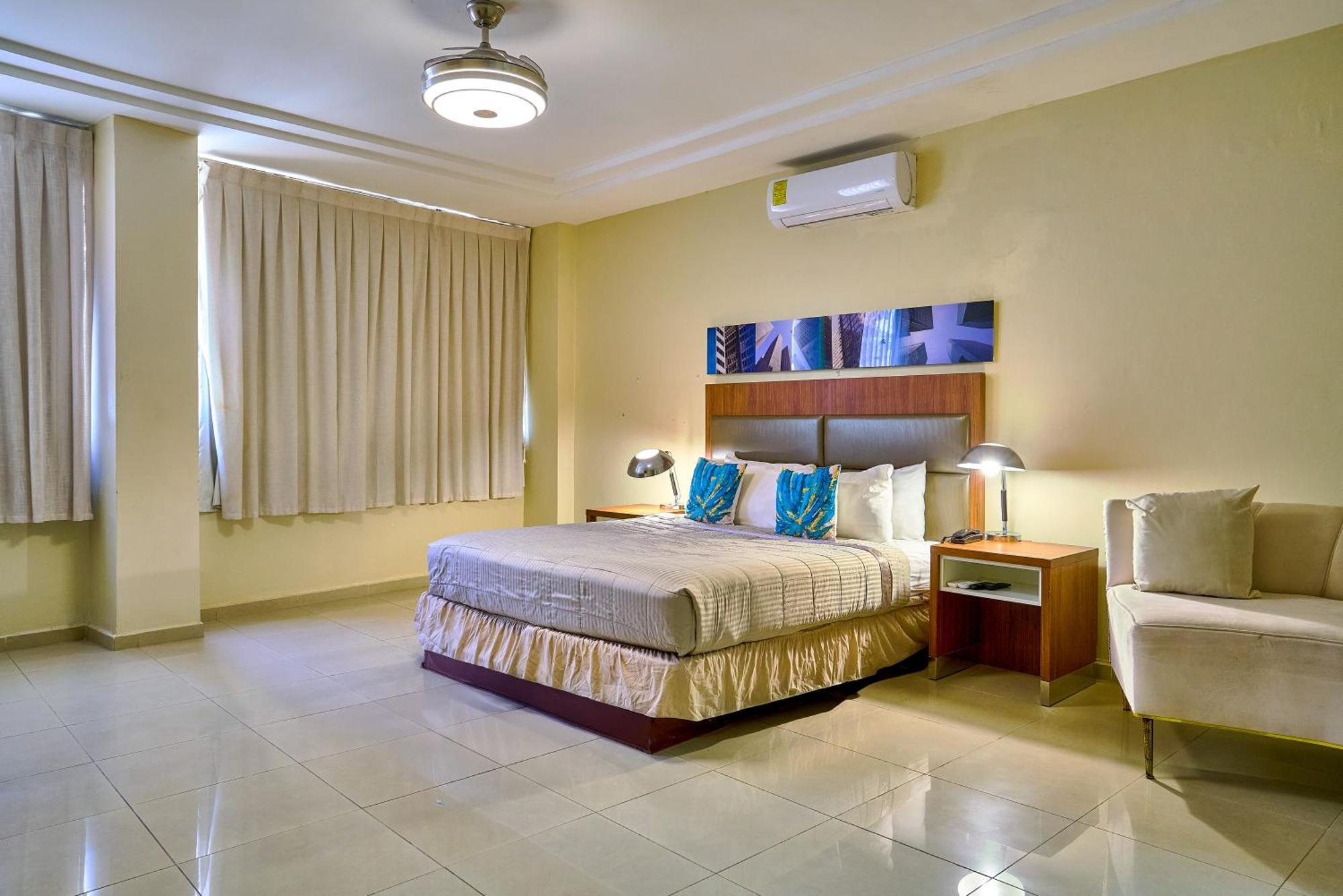 Hotel Libertad At Historic Main Street Santo Domingo Luaran gambar
